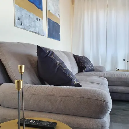 Seasons Luxury Residences Apartament 4b *
