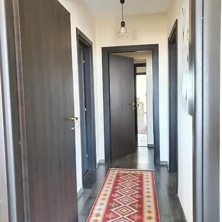 Seasons Luxury Residences Apartament 4b Апартаменти Брашов