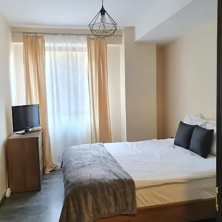 Апартаменти Seasons Luxury Residences Apartament 4b