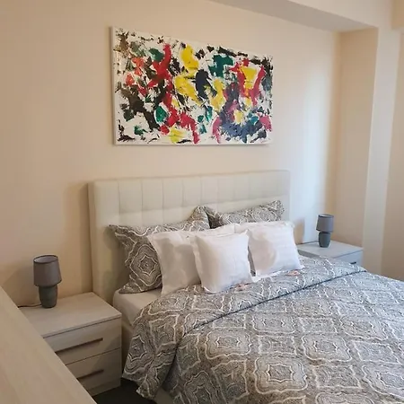 Апартаменти Seasons Luxury Residences Apartament 4b Брашов